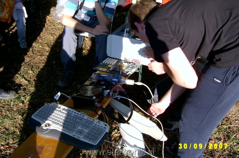 SV400135res.jpg