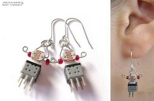 electronic_jewelry_art6.jpg
