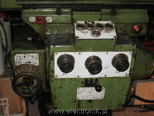 1330899509_konsolfraesmaschine-wmw-fss-foto-bild-55882910.jpg