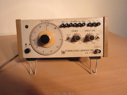 MA3732.jpg
